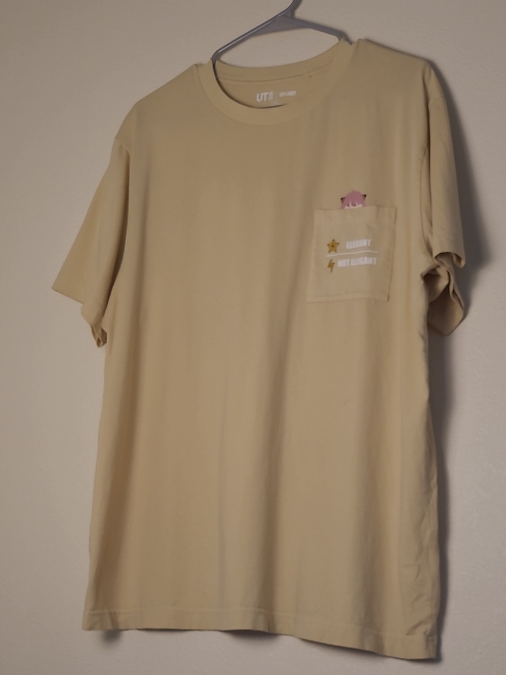 UNIQLO UT SPY X FAMILY Anya Forger Beige Pocket Graphic T-shirt Mens XL